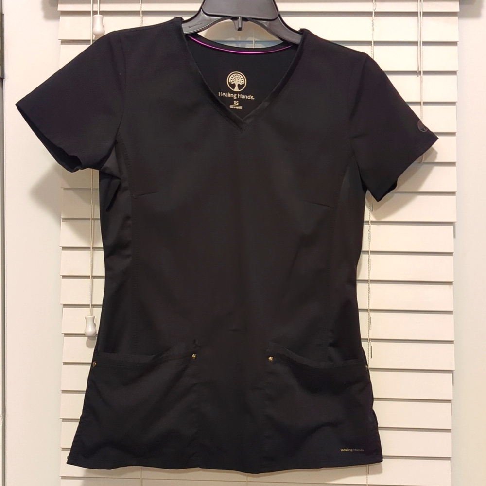 Healing Hands Black Fitted Short Sleeve Scrub Top